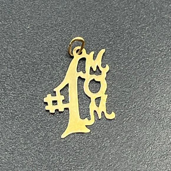 AJ 14K Yellow Gold .45 #1 MOM Vintage Charm Pendant Special Gift - Picture 1 of 8